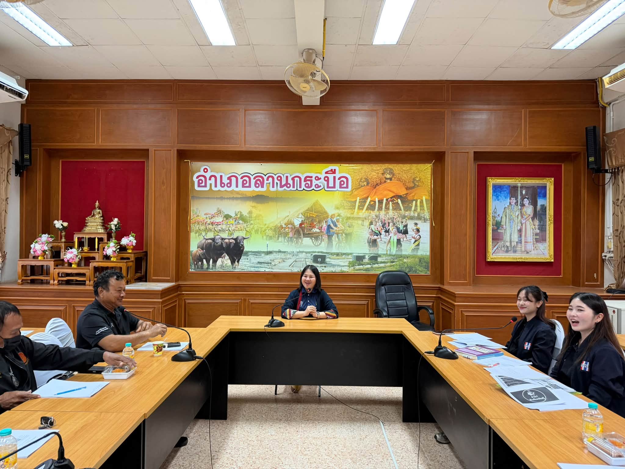 พช.ลานกระบือ ร่วมประชุมคณะกรรมการเครือข่ายกองทุนหมู่บ้านอำเภอลานกระบือ